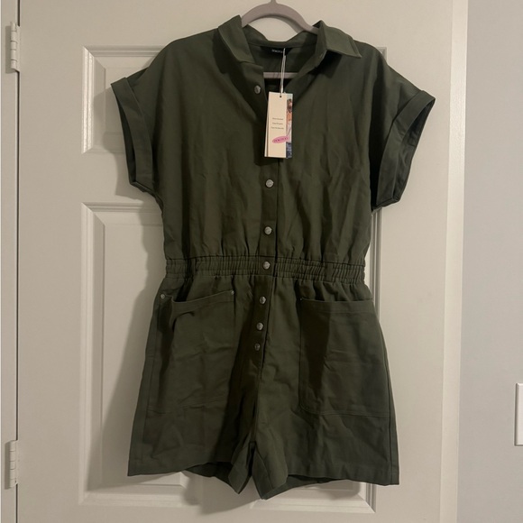 Utility Cargo Green Romper - Picture 4 of 5